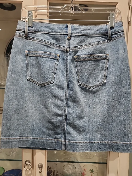 Talbots Petite Light Blue Denim Skirt with Contrast Gold Stitching - Picture 3 of 3